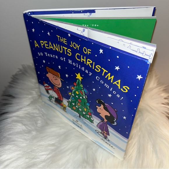 NWT Hallmark Peanuts 50th anniversary Christmas set. Snow globe,book & lunch box - Picture 9 of 16